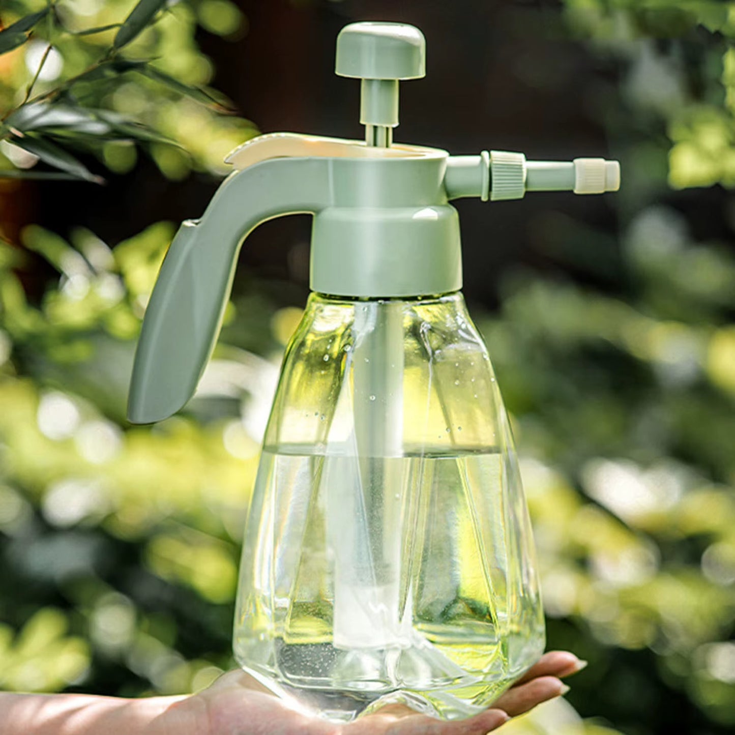 Indoor Large Pressure Watering Can 1.5L Large Capacity Clear Water Bottle for Indoor & Outdoor Plant Flower
