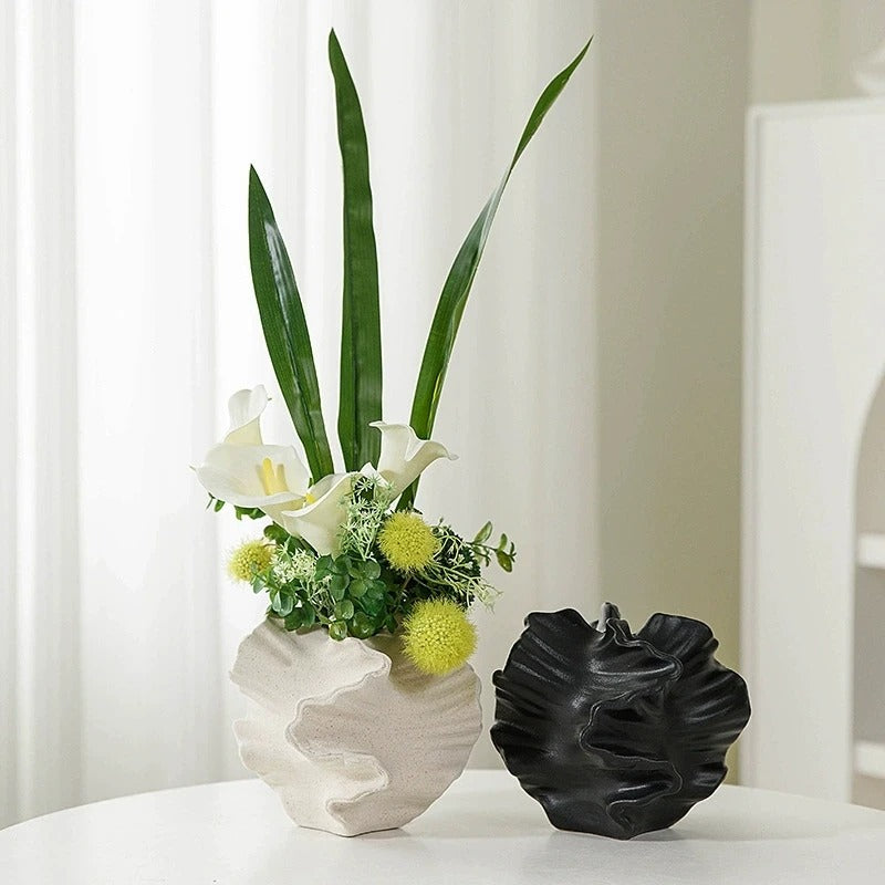 Minimalist Mirage Vase Ornament Ceramic Coral Vase Nordic Art Beige Living Room Desktop Center Decoration